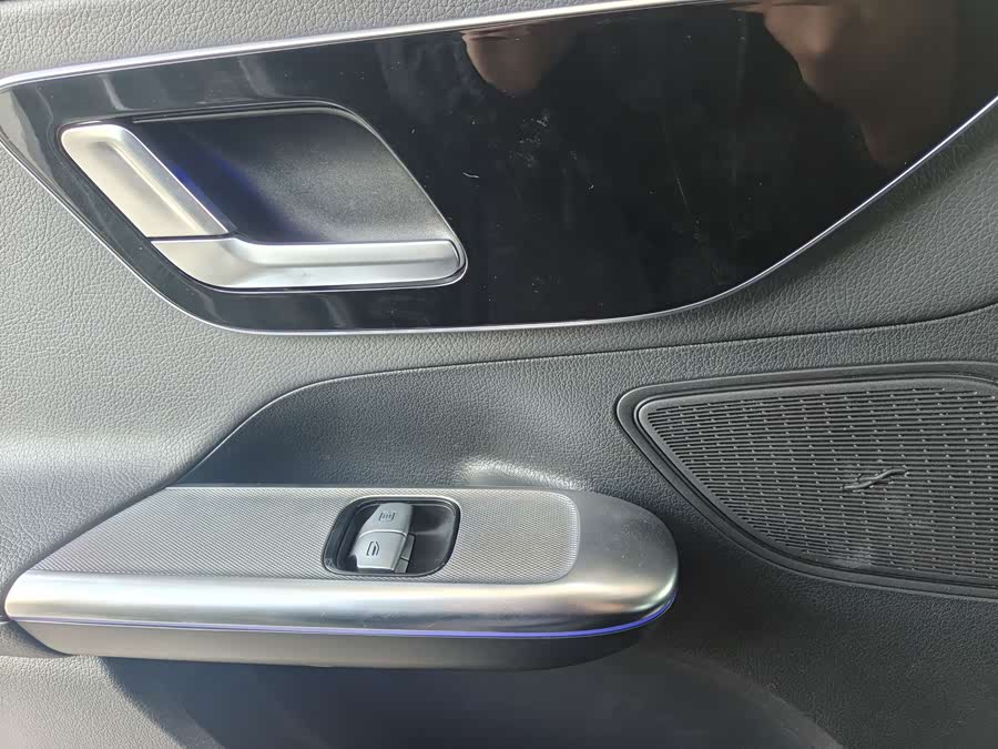 Mercedes-Benz EQE Class 2023 immagine di auto #5