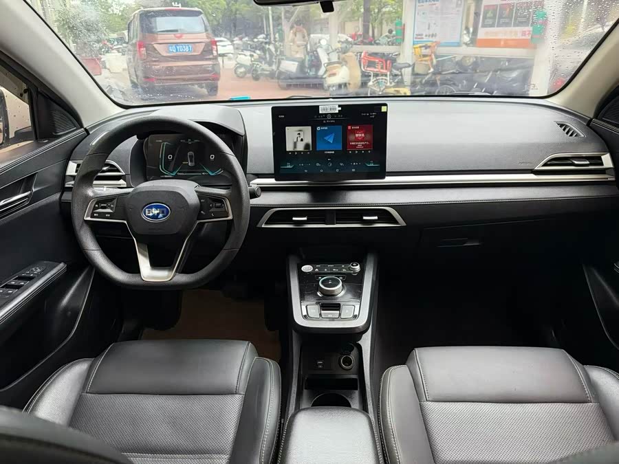 BYD e2 2020 imagem de carro #5
