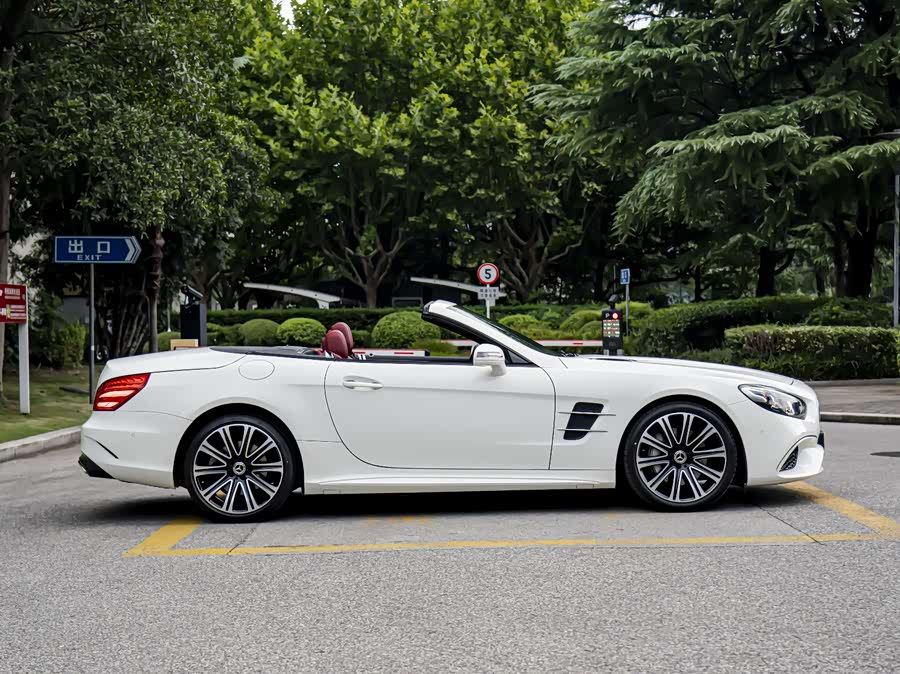 Mercedes-Benz SL Class 2017 car image #5