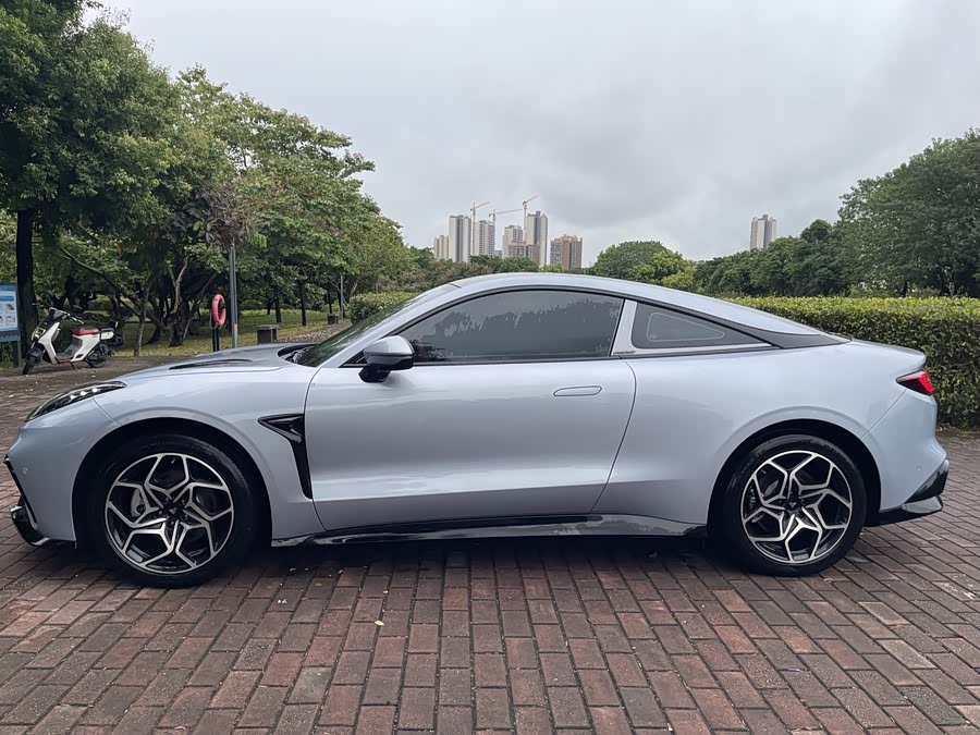 哪吒汽车 哪吒GT 2023 汽车图片 #5
