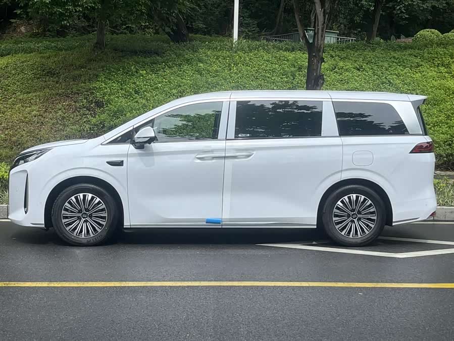 BYD Xia 2024 صورة سيارة #5