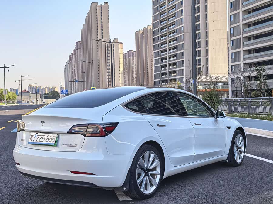 Tesla Model 3 2020 image de voiture #5