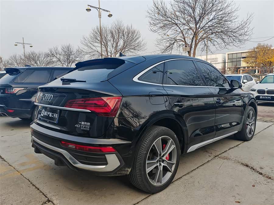 Audi Q5L Sportback 2021 car image #5