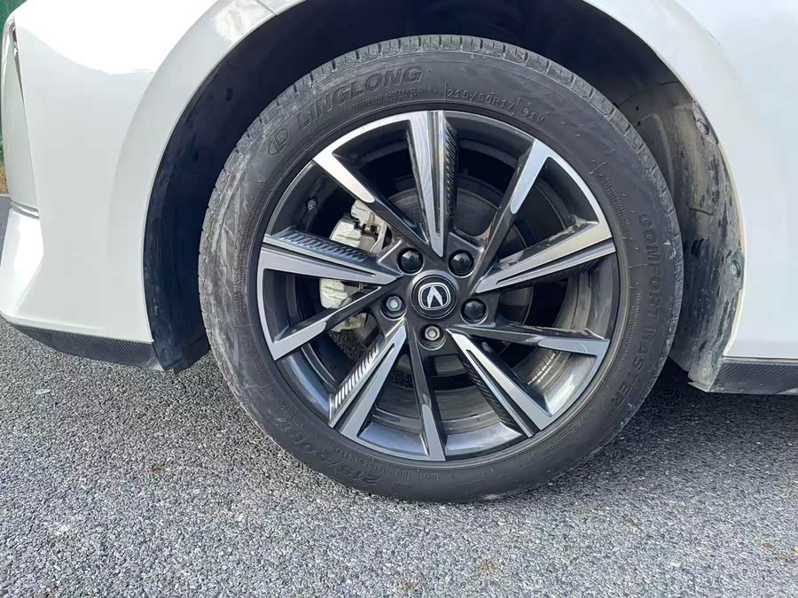 Changan Lamore 2023 car image #5