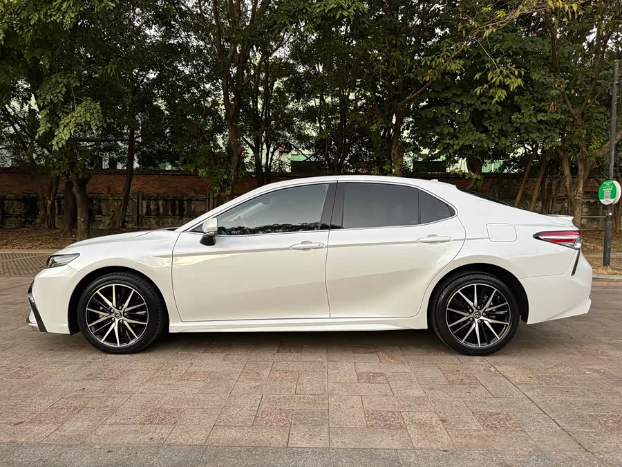 Toyota Camry 2022 #5 Toyota Camry 2022 car image #5
