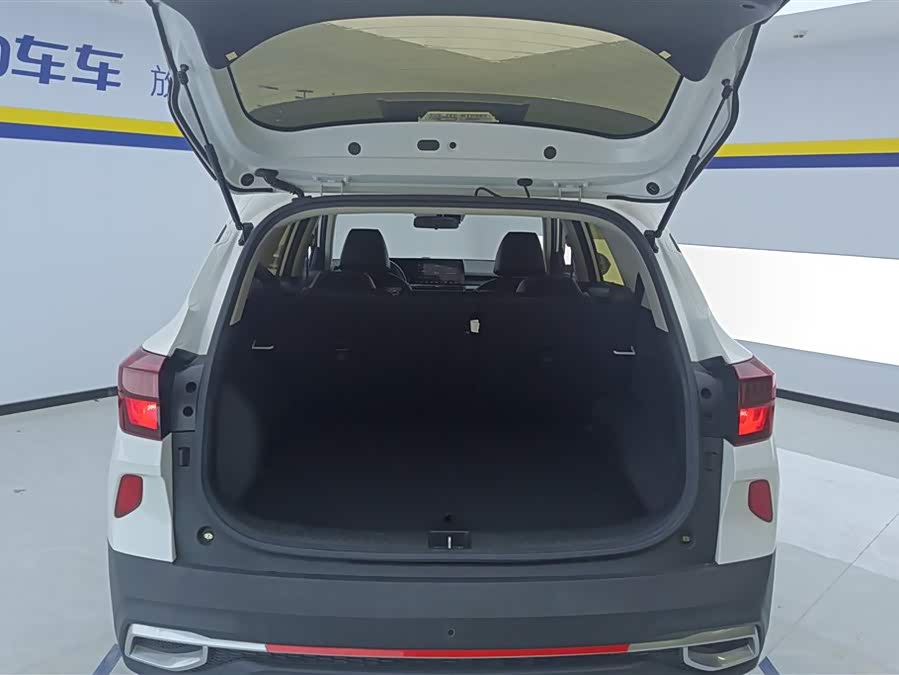 Kia Stonic 2020 car image #5