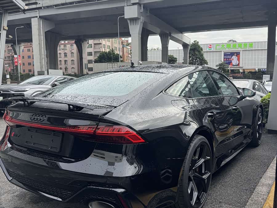 Audi RS 7 car image #5