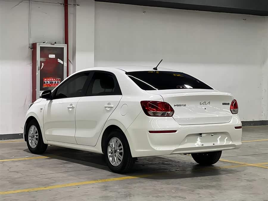 Kia Pegas 2022 image de voiture #5