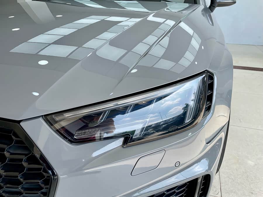 Audi RS 4 2019 immagine di auto #5