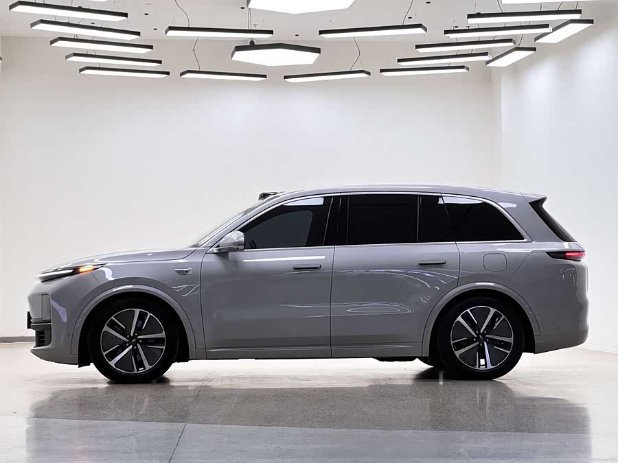 Li L8 2024 изображение автомобиля #5