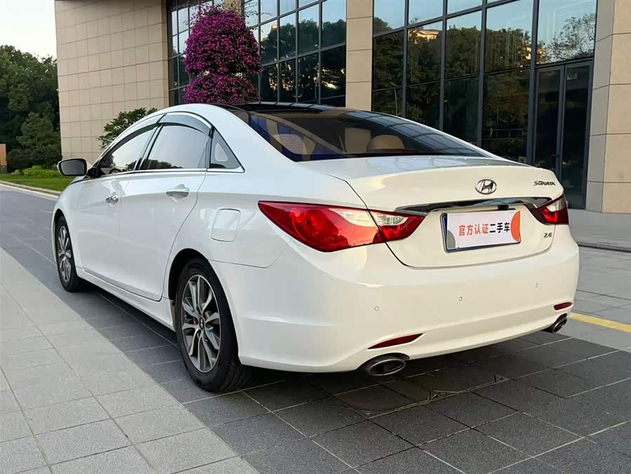 Hyundai Sonata 2014 car image #5