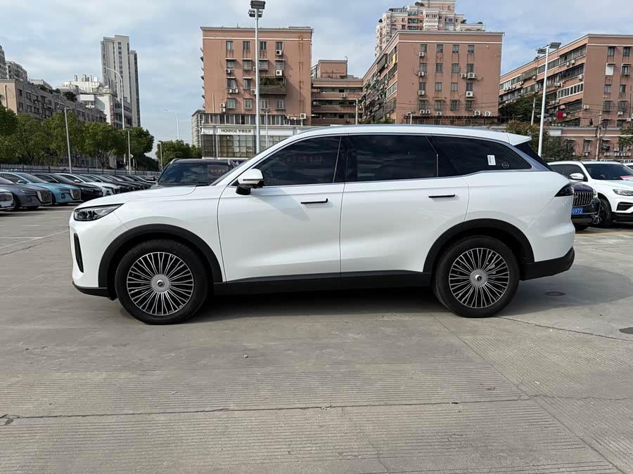 Chery Tiggo8L 2025 car image #5