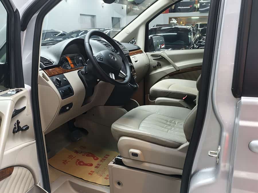 奔驰 唯雅诺 2013 汽车图片 #5