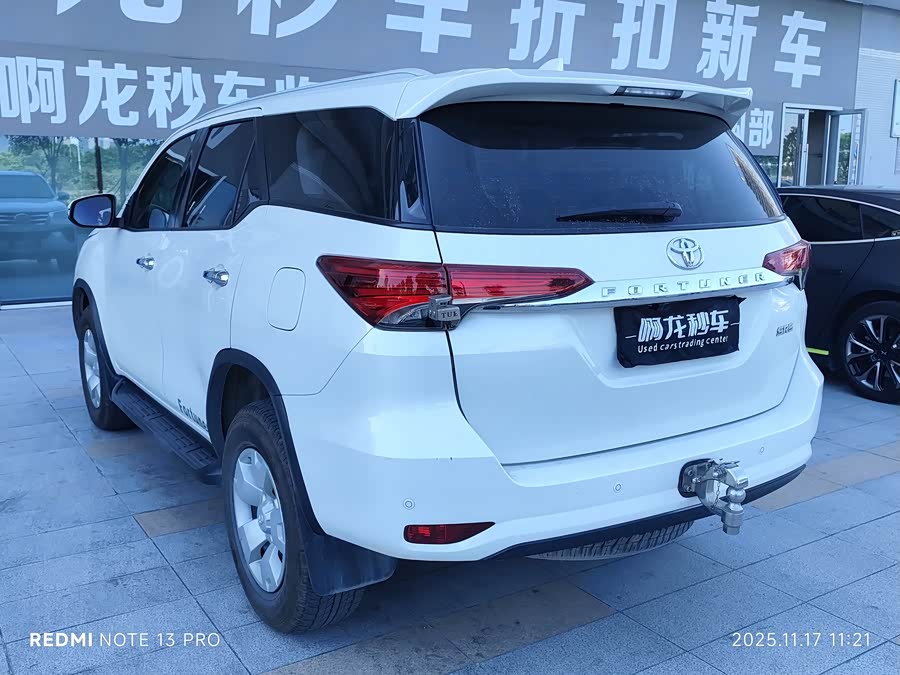 Toyota Fortuner 2019 صورة سيارة #5