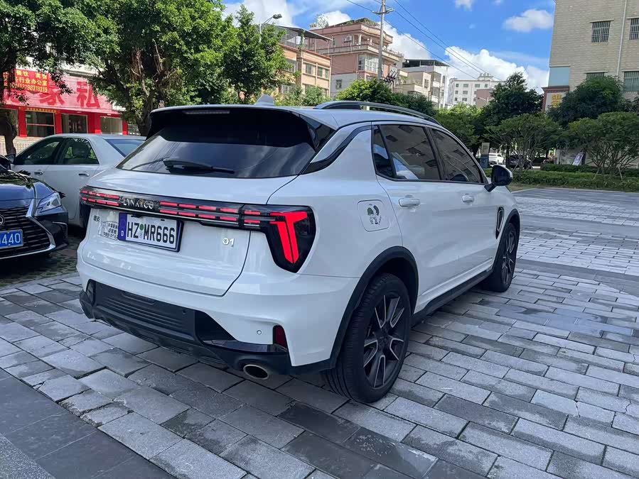 Lynk & Co 01 2023 image de voiture #5