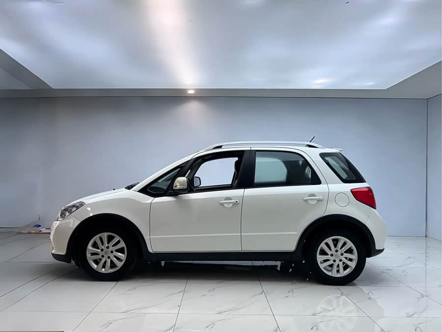 铃木 天语 SX4 2013 汽车图片 #5