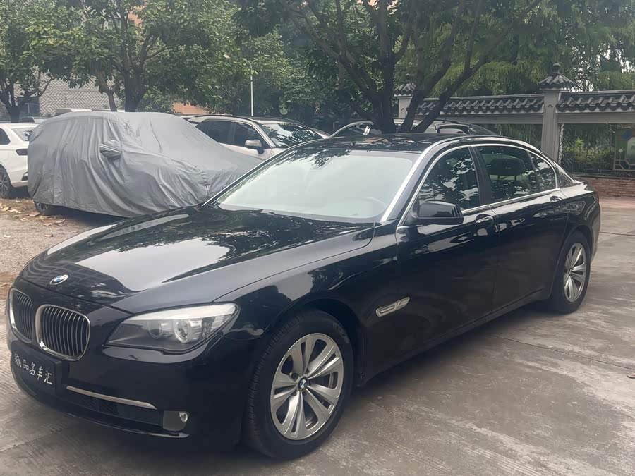 BMW 7 Series 2012 car image #5