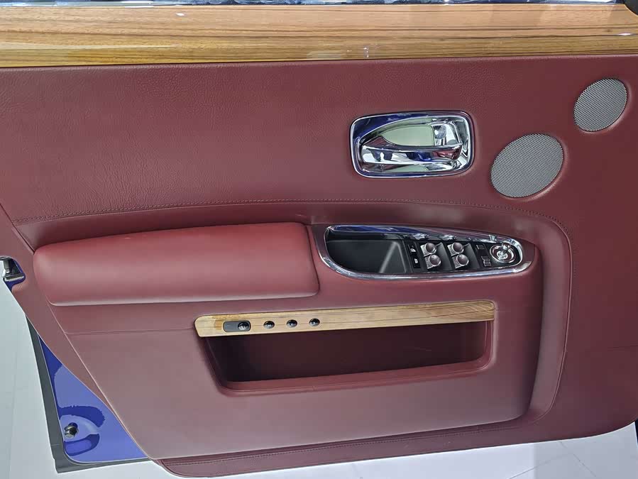 劳斯莱斯 古思特 2017 #5 劳斯莱斯 古思特 2017 汽车图片 #5