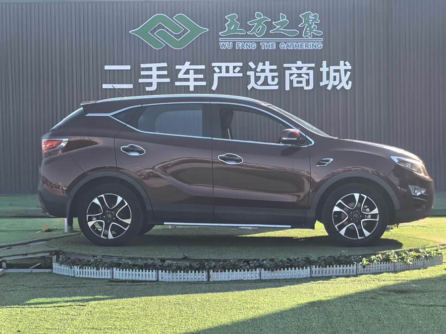 Soueast DX7 2016 car image #5