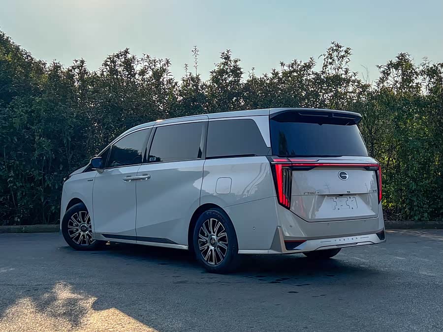 GAC Trumpchi E9 2024 #5 GAC Trumpchi E9 2024 car image #5