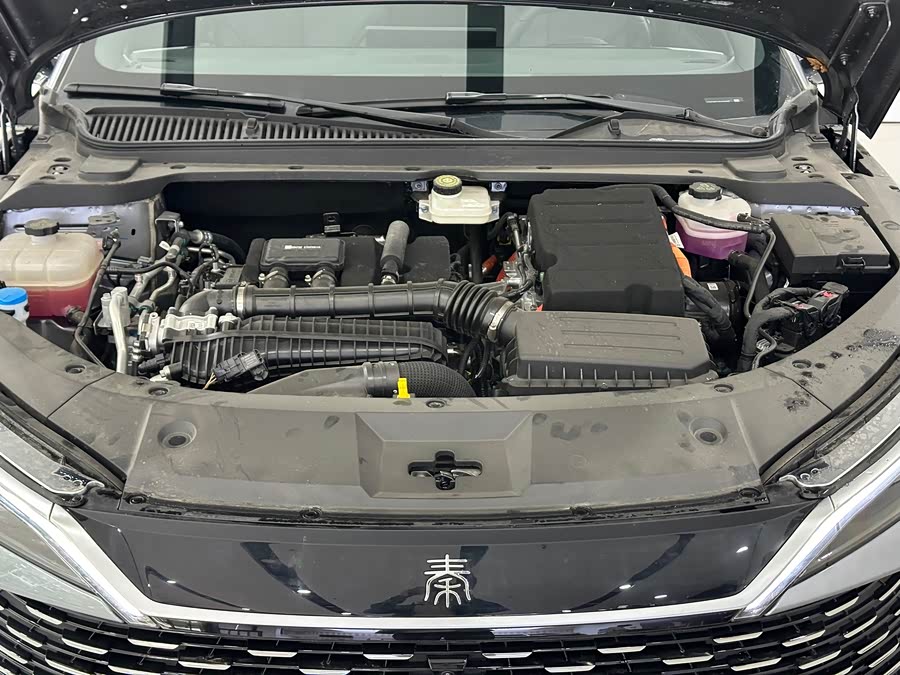 BYD Qin L 2025 #5 BYD Qin L 2025 car image #5