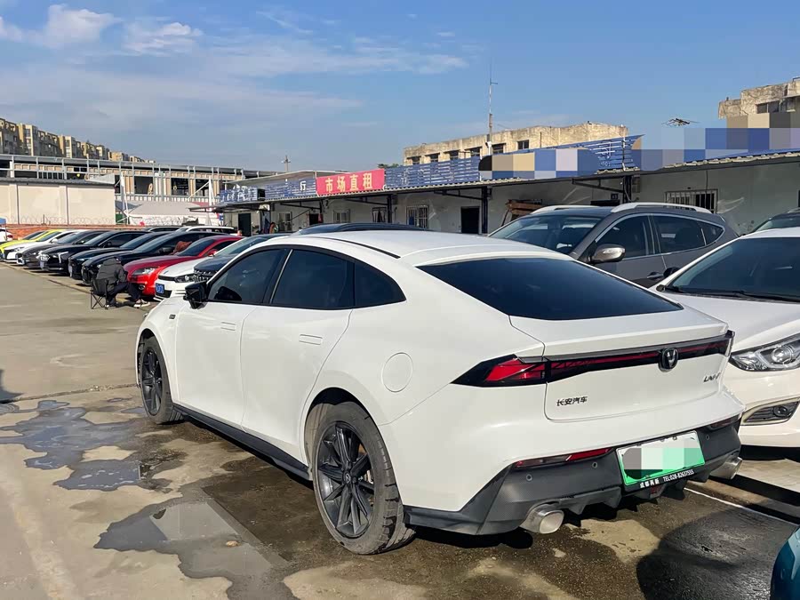 Changan UNI-V iDD 2023 car image #5