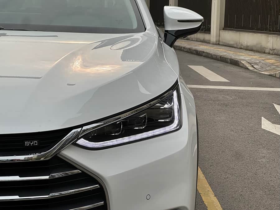 BYD Tang 2018 image de voiture #5