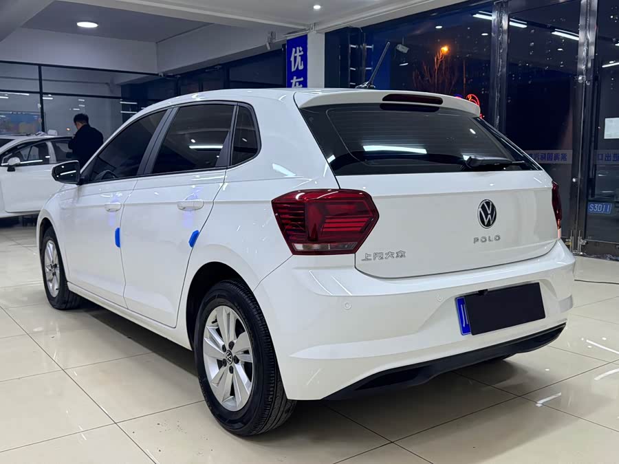 Volkswagen Polo 2021 car image #5