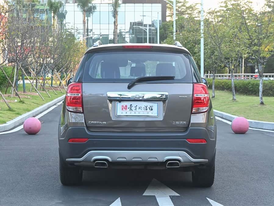Chevrolet Captiva 2016 imagen de coche #5
