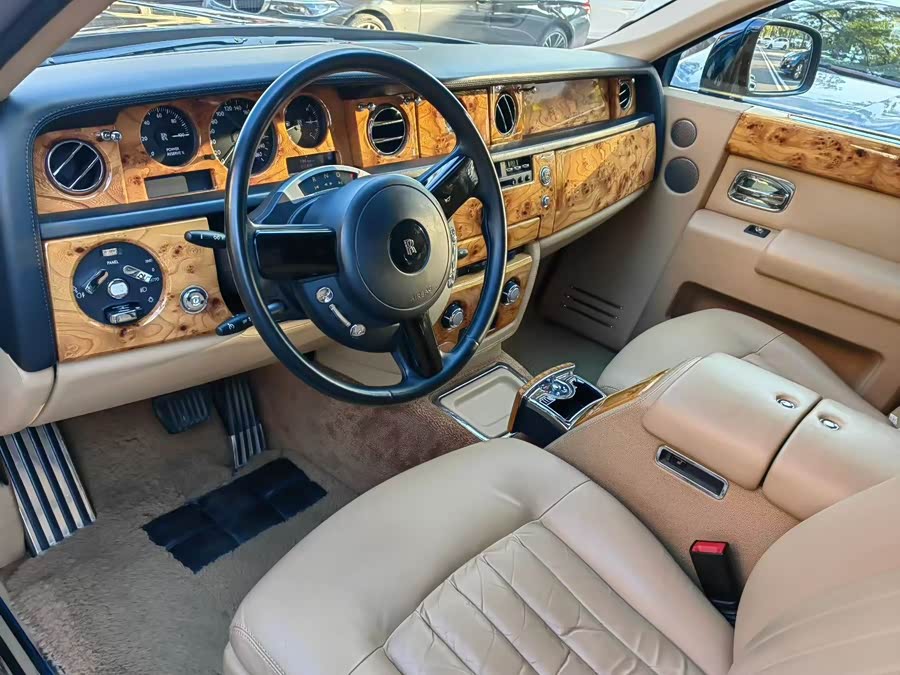 劳斯莱斯 幻影 2011 汽车图片 #5