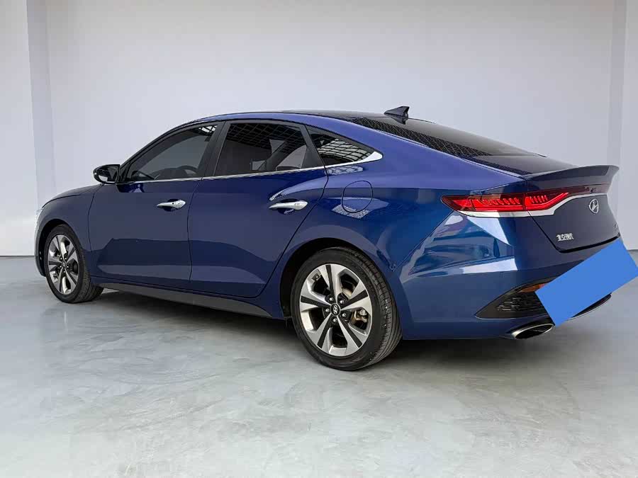 Hyundai Lafesta 2018 car image #5