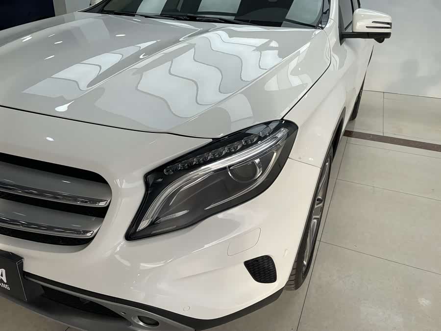 Mercedes-Benz GLA Class 2017 car image #5