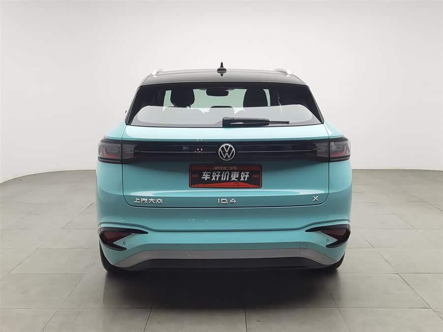 Volkswagen ID.4 X 2023 صورة سيارة #5