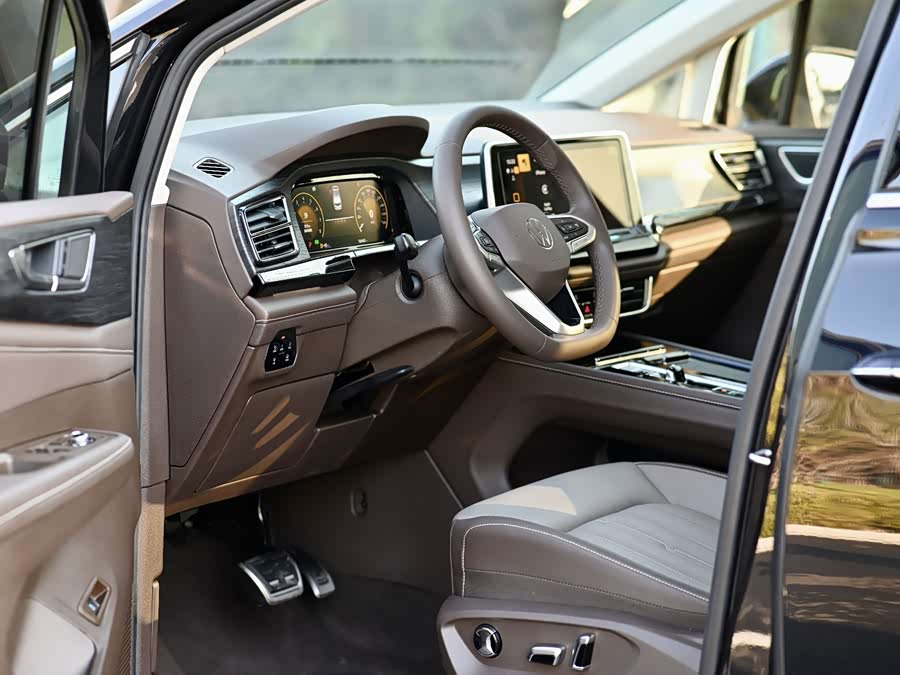 Volkswagen Viloran 2023 #5 Volkswagen Viloran 2023 immagine di auto #5