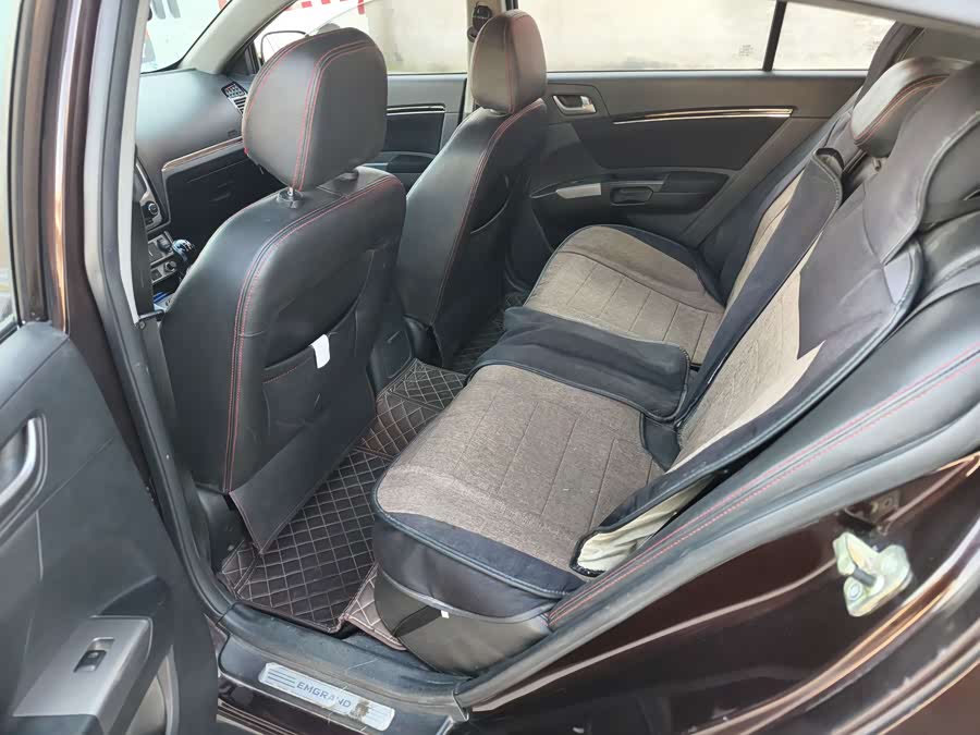 GEELY Emgrand Classic 2013 car image #5