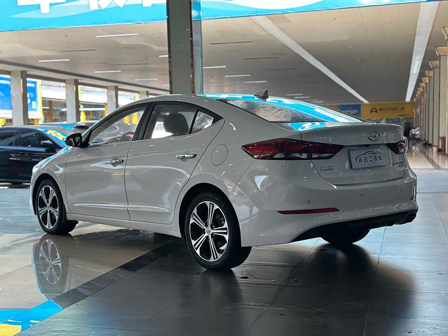 Hyundai Elantra AD 2019 car image #5