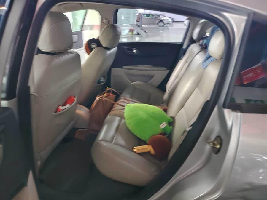 Citroen C-Quatre 2011 car image #5