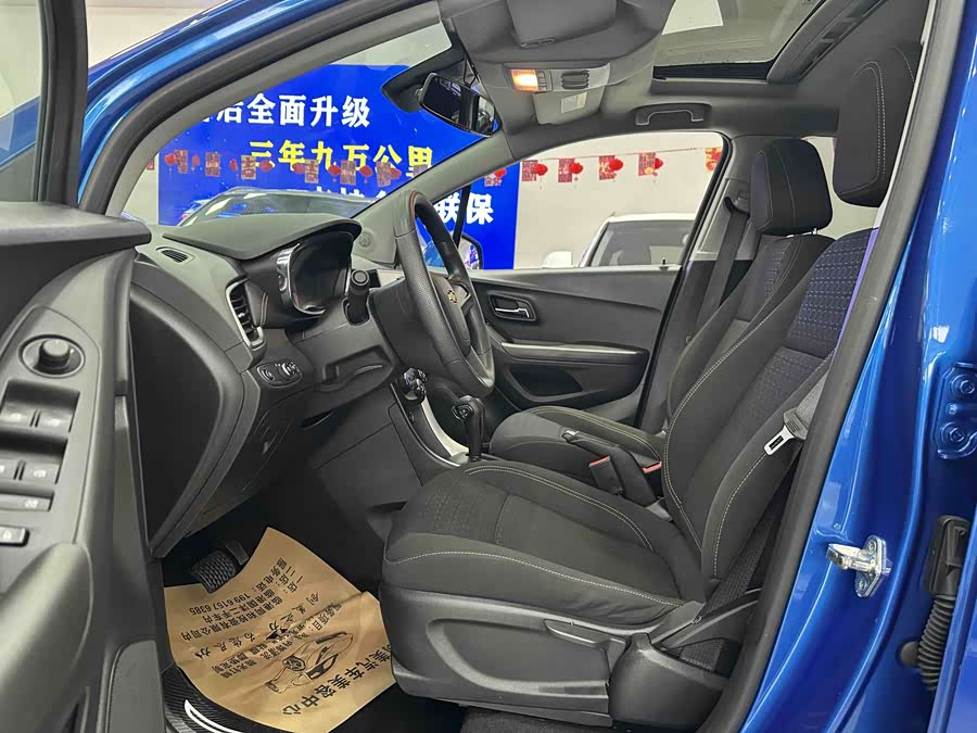 Chevrolet Tracker 2017 car image #5