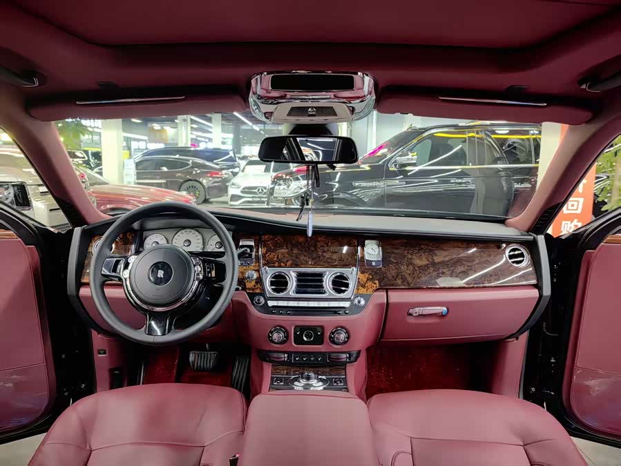 Rolls-Royce Ghost 2011 car image #5