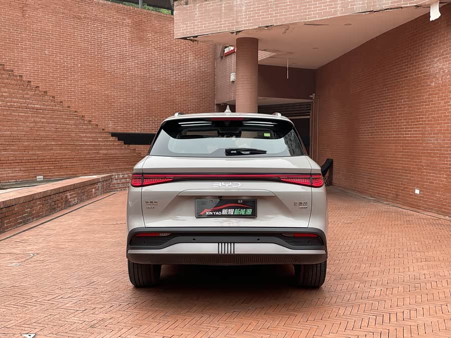 BYD Sea Lion 05 DM-i 2025 car image #5