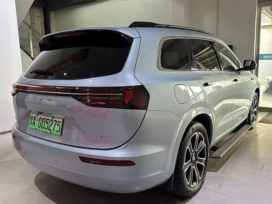 2024 car image #5