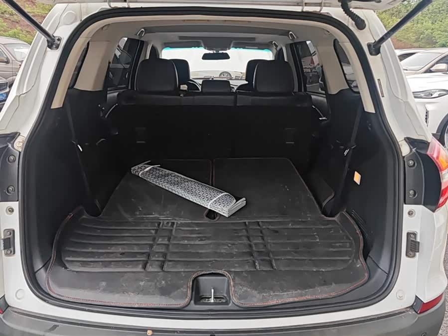 SWM斯威汽车 SWM斯威G05 2021 汽车图片 #5