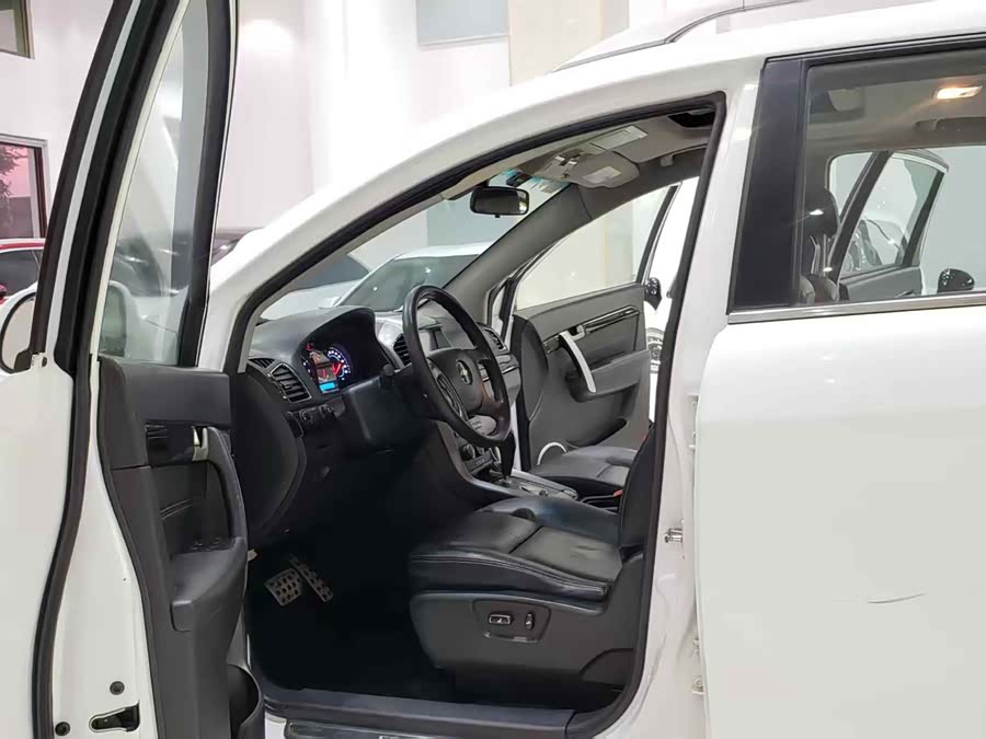 Chevrolet Captiva 2013 imagen de coche #5