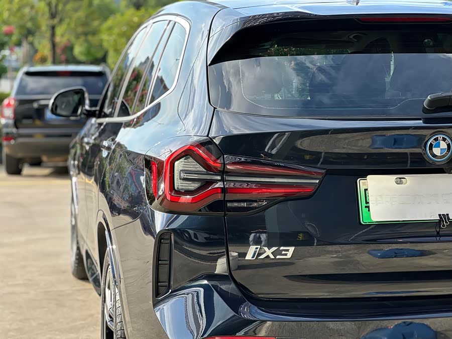 BMW iX3 2023 #5 BMW iX3 2023 car image #5