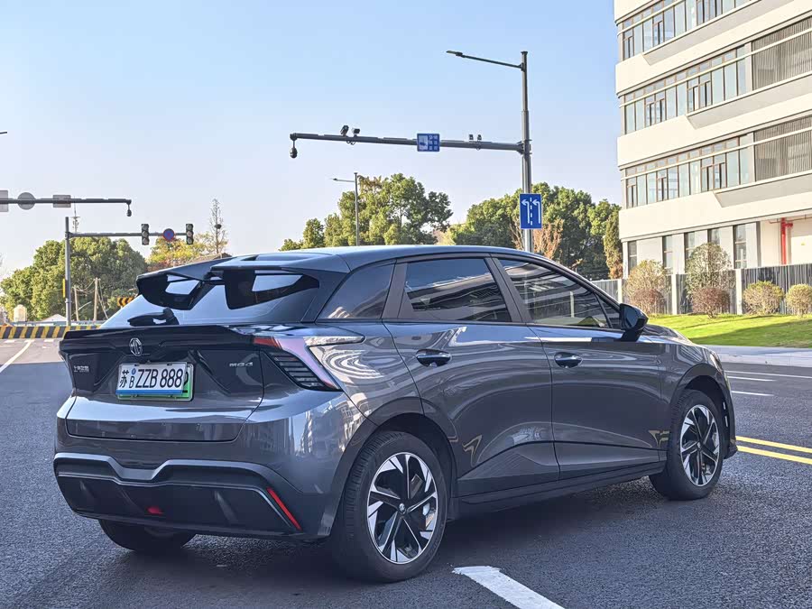 MG 4 EV 2024 car image #5