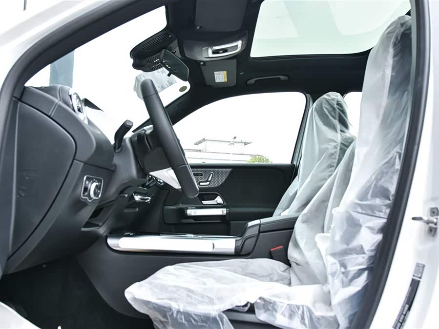 Mercedes-Benz EQB Class 2025 #5 Mercedes-Benz EQB Class 2025 car image #5