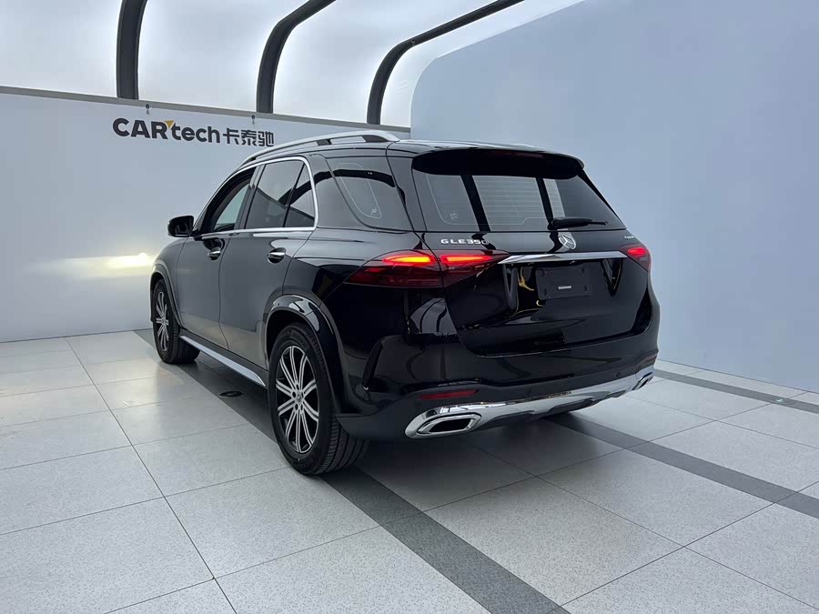 Mercedes-Benz GLE Class 2025 صورة سيارة #5