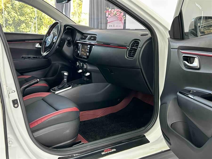 Kia Rio Cross 2019 صورة سيارة #5