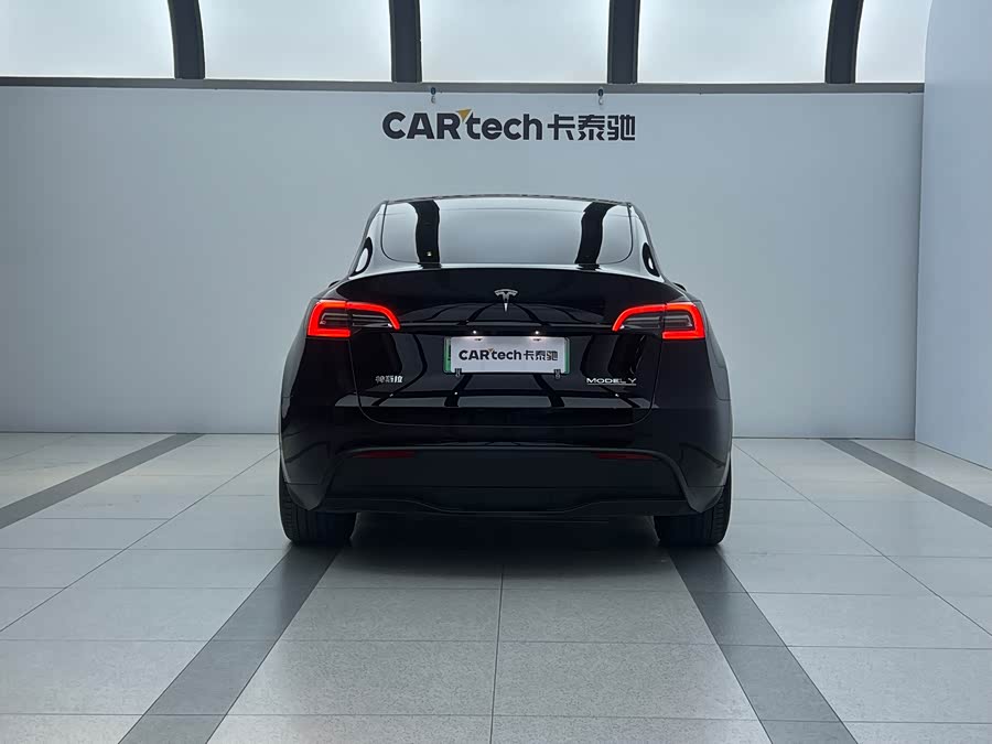 Tesla Model Y 2022 #5 Tesla Model Y 2022 car image #5
