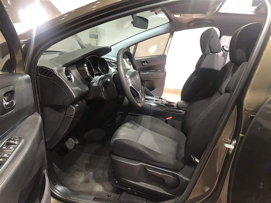 Peugeot 3008 2015 صورة سيارة #5